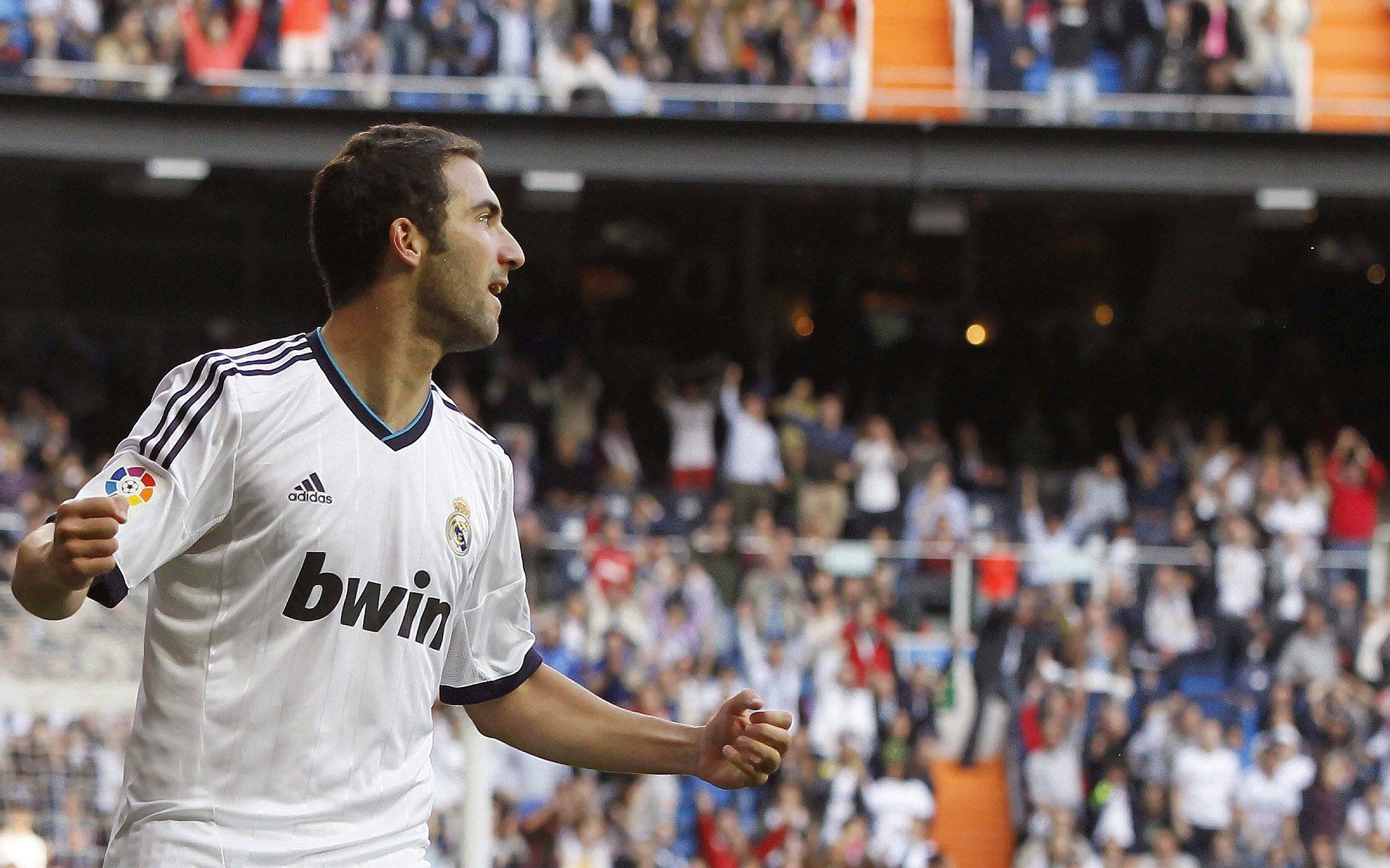 莱比锡队主场迎来胜利,提升排名,莱比锡主场在哪里